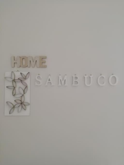 Casa Sambuco Apartment วอลลา ภายนอก รูปภาพ